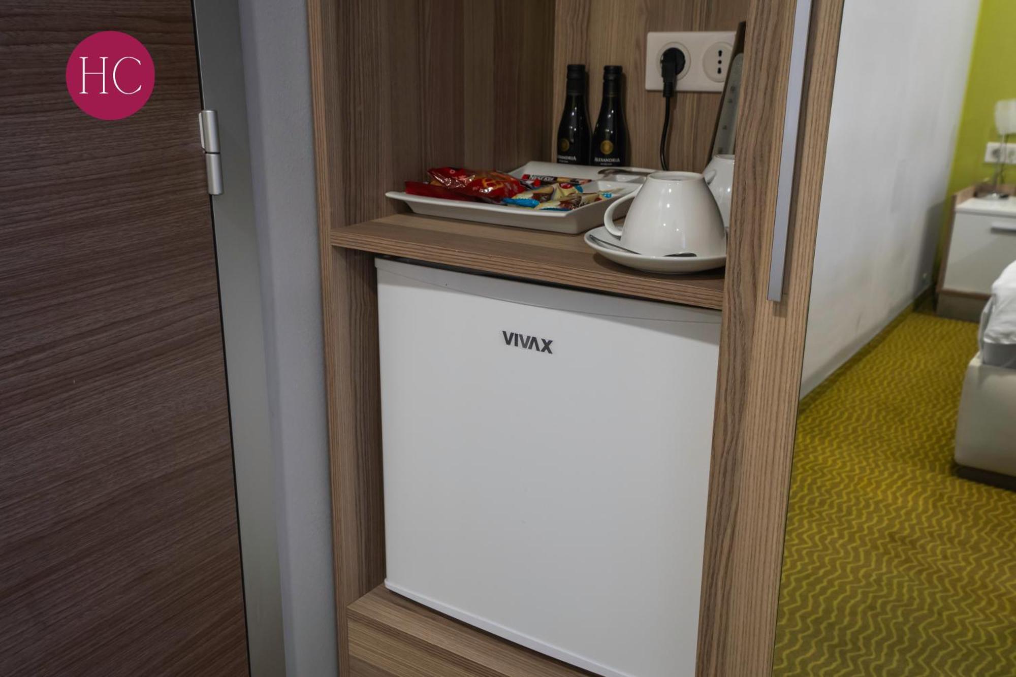 Central Hotel, Fitness And Spa Vinica 외부 사진