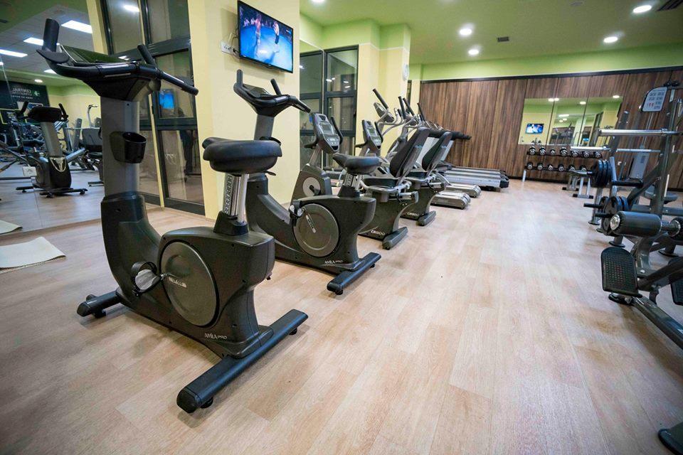 Central Hotel, Fitness And Spa Vinica 외부 사진